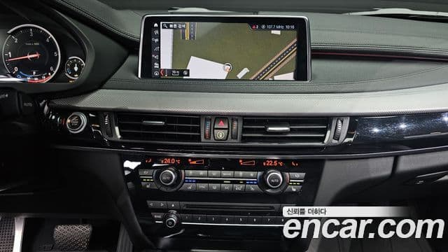 BMW X6 2018 — Photo 3/20