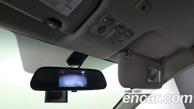 Toyota Prius C 2018 — Şəkil 5/20