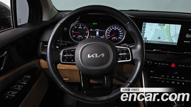 Kia Carnival 2022 — Şəkil 13/20