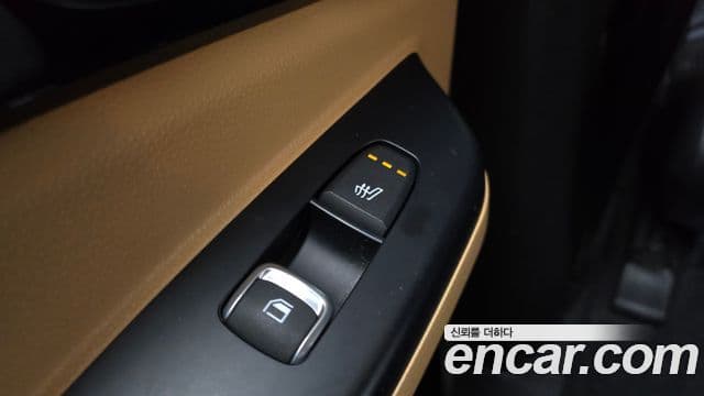 Kia Carnival 2022 — Şəkil 19/20