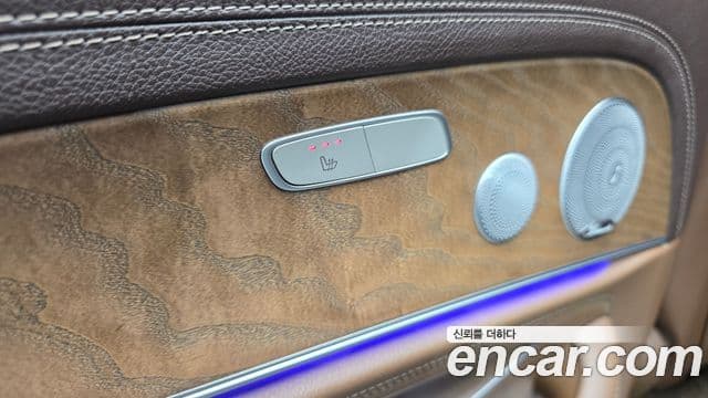 Mercedes-Benz E-Class 2018 — Şəkil 18/20