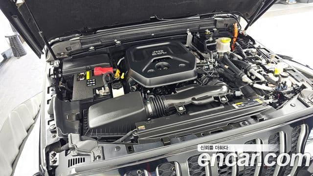 Jeep Wrangler 2022 — Şəkil 6/20