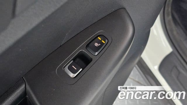 Kia Sportage The Bold 2021 — ფოტო 18/20