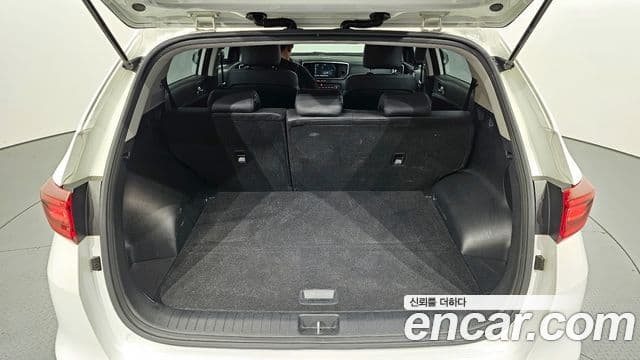 Kia Sportage The Bold 2021 — ფოტო 19/20