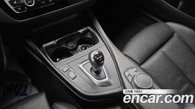 BMW M2 2018 — Şəkil 9/20