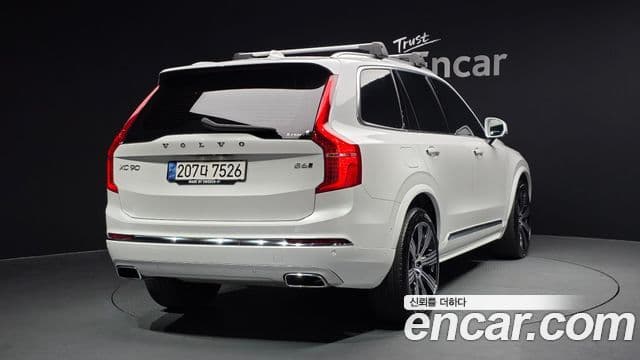 Volvo XC90 2021 — Фото 2/20