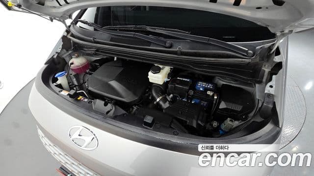 Hyundai Staria 2023 — ფოტო 6/20