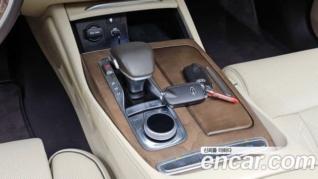 Kia The K9 2018 — фото 9 из 20