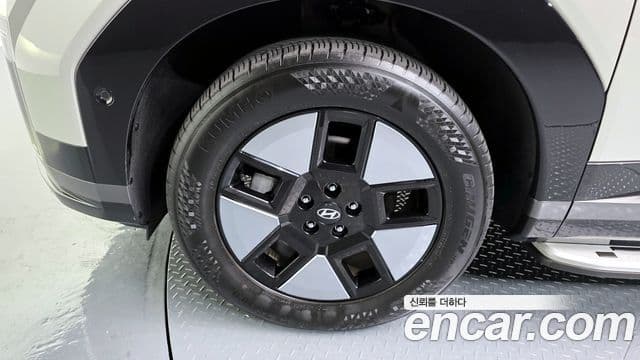 Hyundai Santa Fe 2024 — ფოტო 5/20