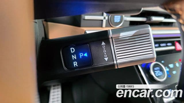 Hyundai Santa Fe 2024 — ფოტო 9/20