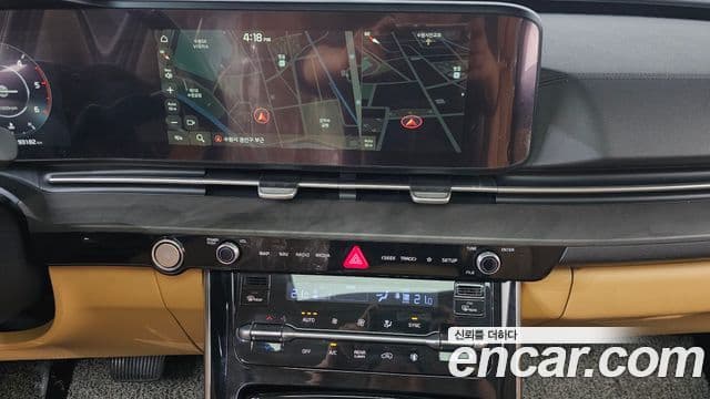Kia Carnival 2021 — ფოტო 14/20
