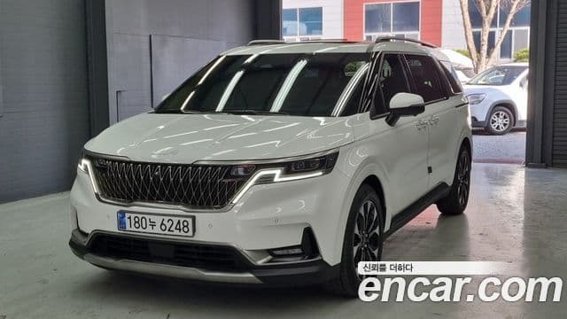 Kia Carnival 2023 — Фото 10/18