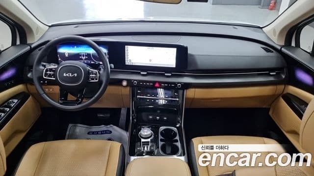 Kia Carnival 2023 — Фото 6/18