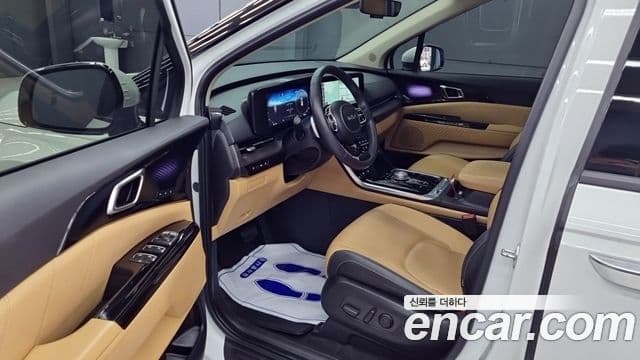 Kia Carnival 2023 — Фото 9/18