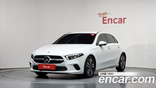 Mercedes-Benz A-Class 2023 — ფოტო 1/20