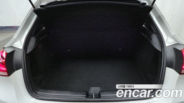 Mercedes-Benz A-Class 2023 — ფოტო 20/20
