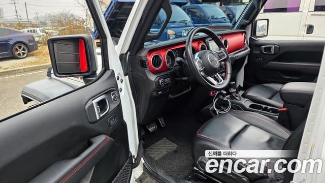 Jeep Gladiator 2021 — ფოტო 12/20