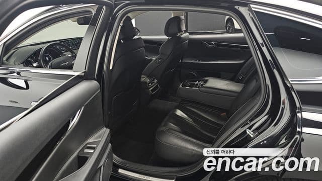Genesis Electrified G80 2021 — Şəkil 12/20
