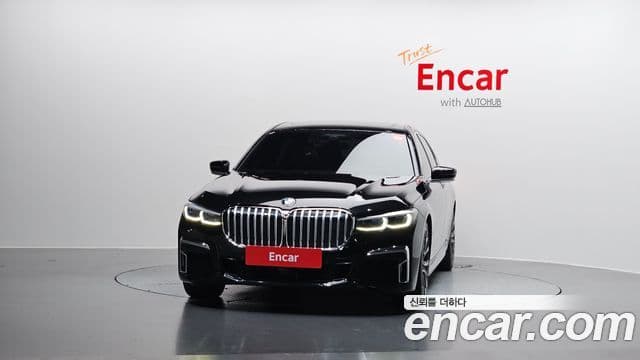 BMW 7 Series 2020 — Photo 12/19