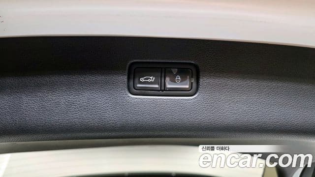 Genesis GV80 2022 — ფოტო 19/20