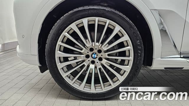 BMW X7 2020 — Şəkil 17/20
