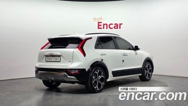 Kia Niro 2025 — ფოტო 2/20