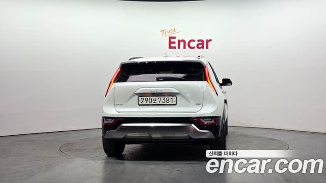 Kia Niro 2025 — ფოტო 4/20