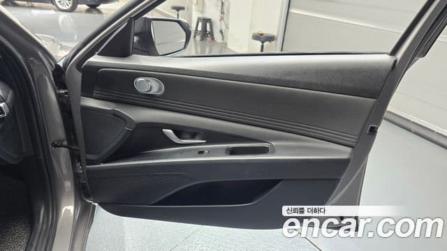 Hyundai The New Avante Hybrid 2020 — ფოტო 8/30