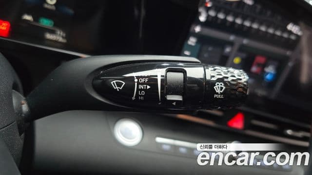 Hyundai The New Avante Hybrid 2020 — ფოტო 4/30