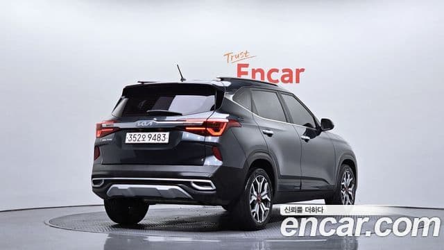 Kia Seltos 2022 — Şəkil 2/20