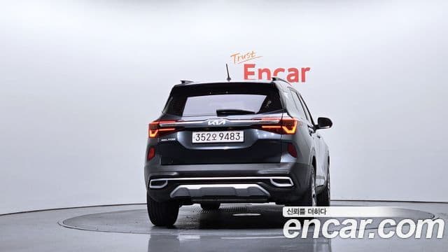 Kia Seltos 2022 — Şəkil 4/20