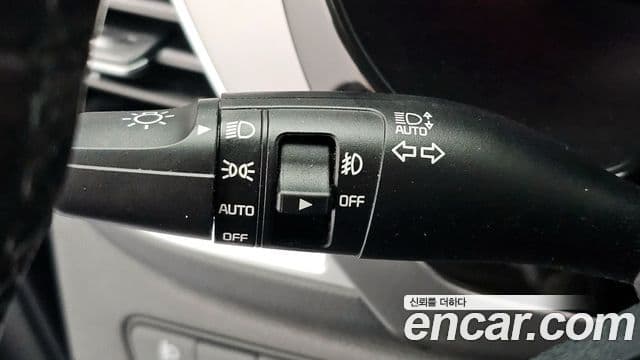 Kia Seltos 2022 — Şəkil 17/20