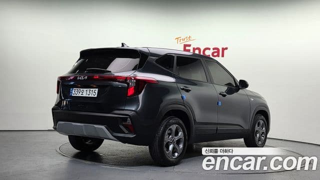 Kia Seltos 2024 — Şəkil 1/20
