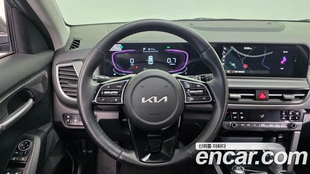 Kia Seltos 2024 — Şəkil 14/20