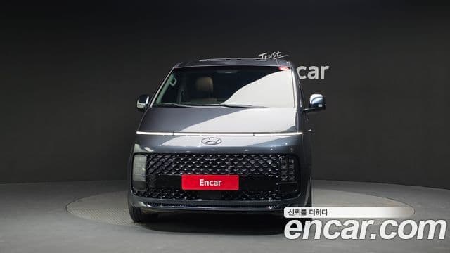 Hyundai Staria 2022 — Фото 3/20