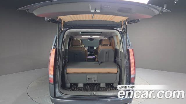 Hyundai Staria 2022 — Фото 20/20