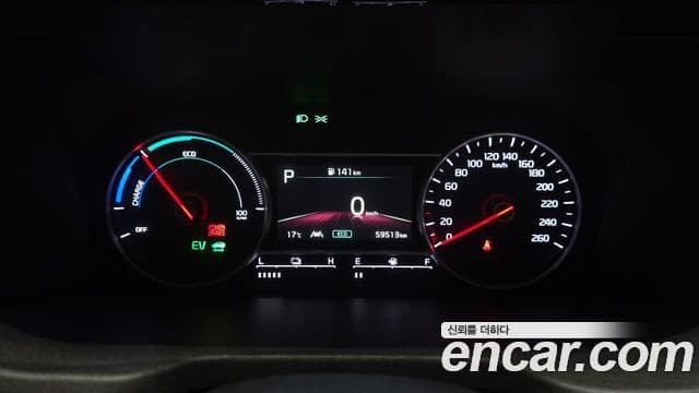 Kia Sorento 2021 — Şəkil 8/20
