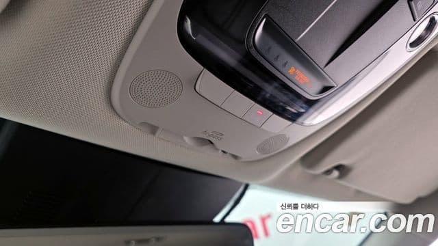 Kia K5 2020 — ფოტო 19/20