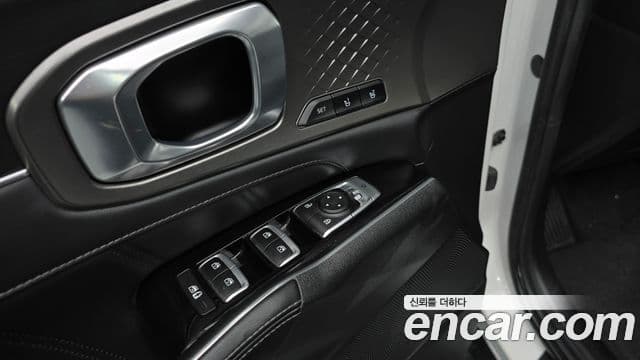 Kia Sorento 2021 — ფოტო 15/20