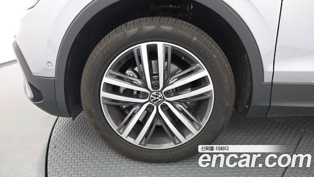 Volkswagen Tiguan Allspace 2022 — Photo 1/20