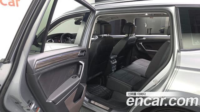 Volkswagen Tiguan Allspace 2022 — Photo 14/20