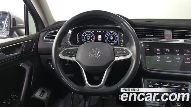Volkswagen Tiguan Allspace 2022 — Photo 15/20