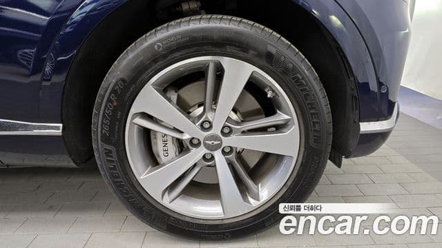 Genesis GV80 2023 — ფოტო 32/34