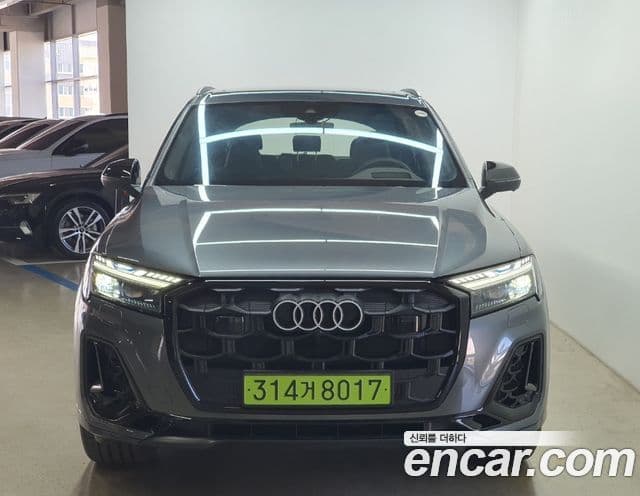 Audi Q7 2025 — ფოტო 2/19
