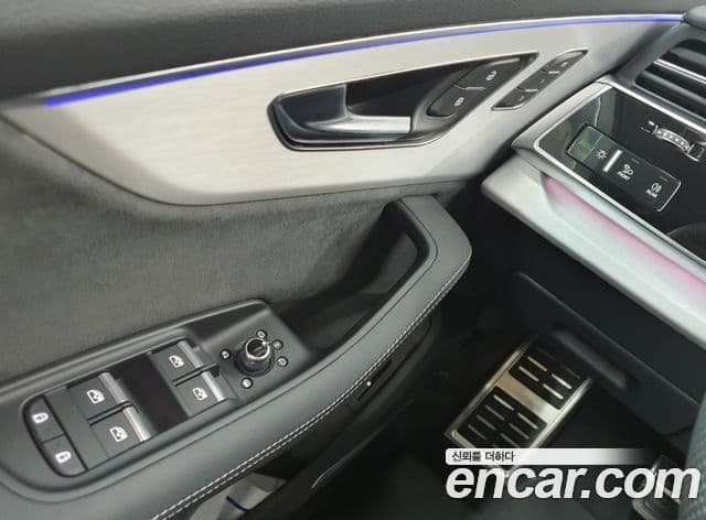 Audi Q7 2025 — ფოტო 18/19