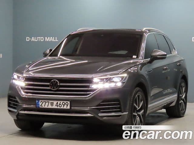 Volkswagen Touareg 2023 — Photo 2/20