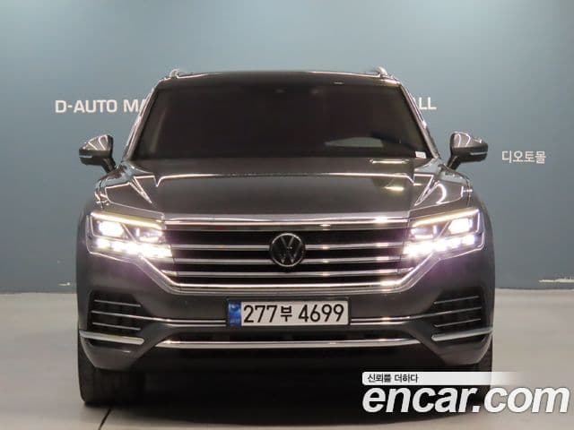 Volkswagen Touareg 2023 — Photo 7/20