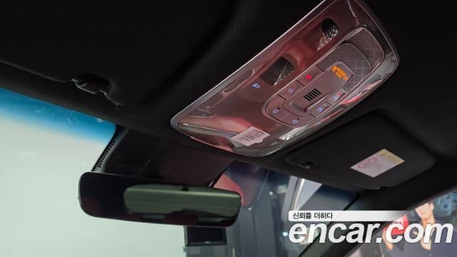 Genesis GV70 2021 — Photo 12/33