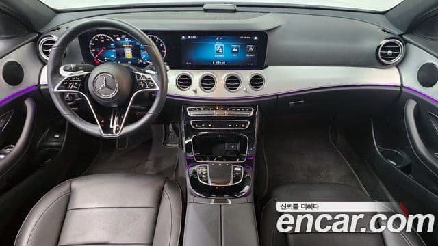 Mercedes-Benz E-Class 2021 — ფოტო 7/20