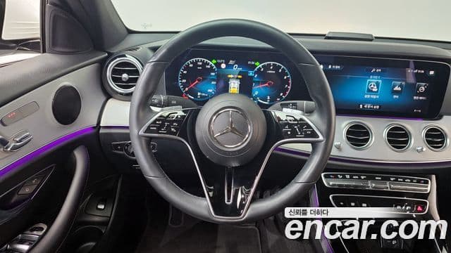 Mercedes-Benz E-Class 2021 — ფოტო 12/20